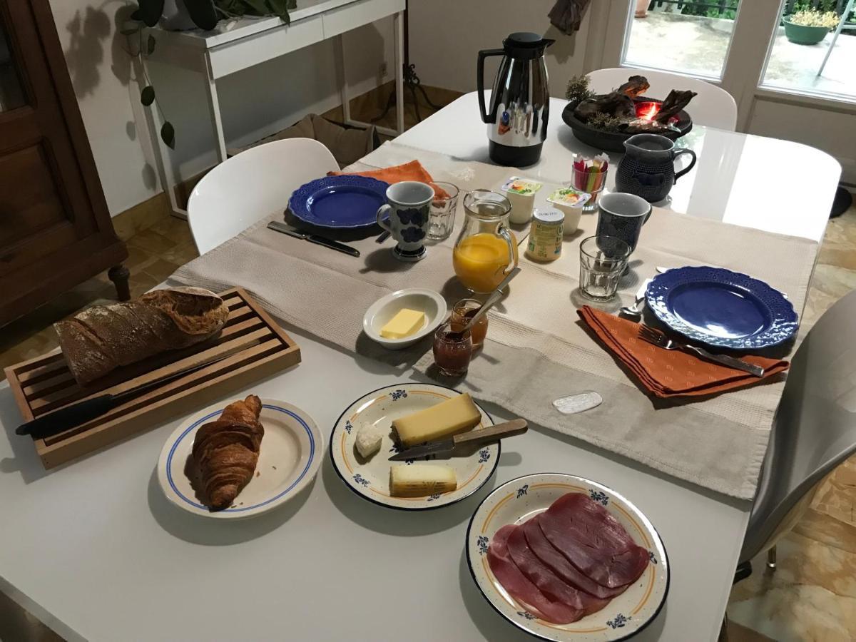B&B Chez Anne-Marie Nyons Buitenkant foto